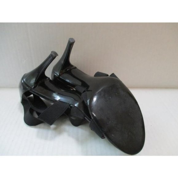 *Tahari Black Strappy Criss -Cross Open Toe Heels - Picture 8 of 8